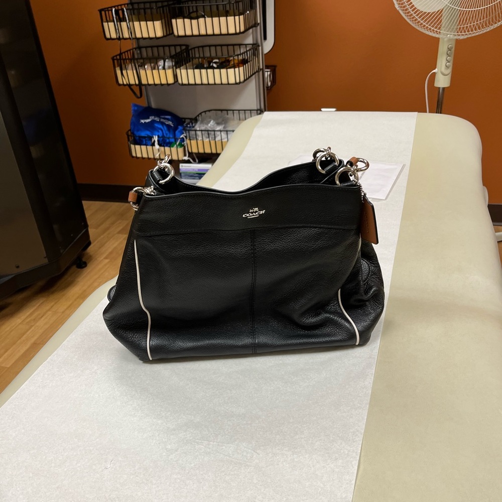 NWOT New Black purse. - Picture 2 of 4